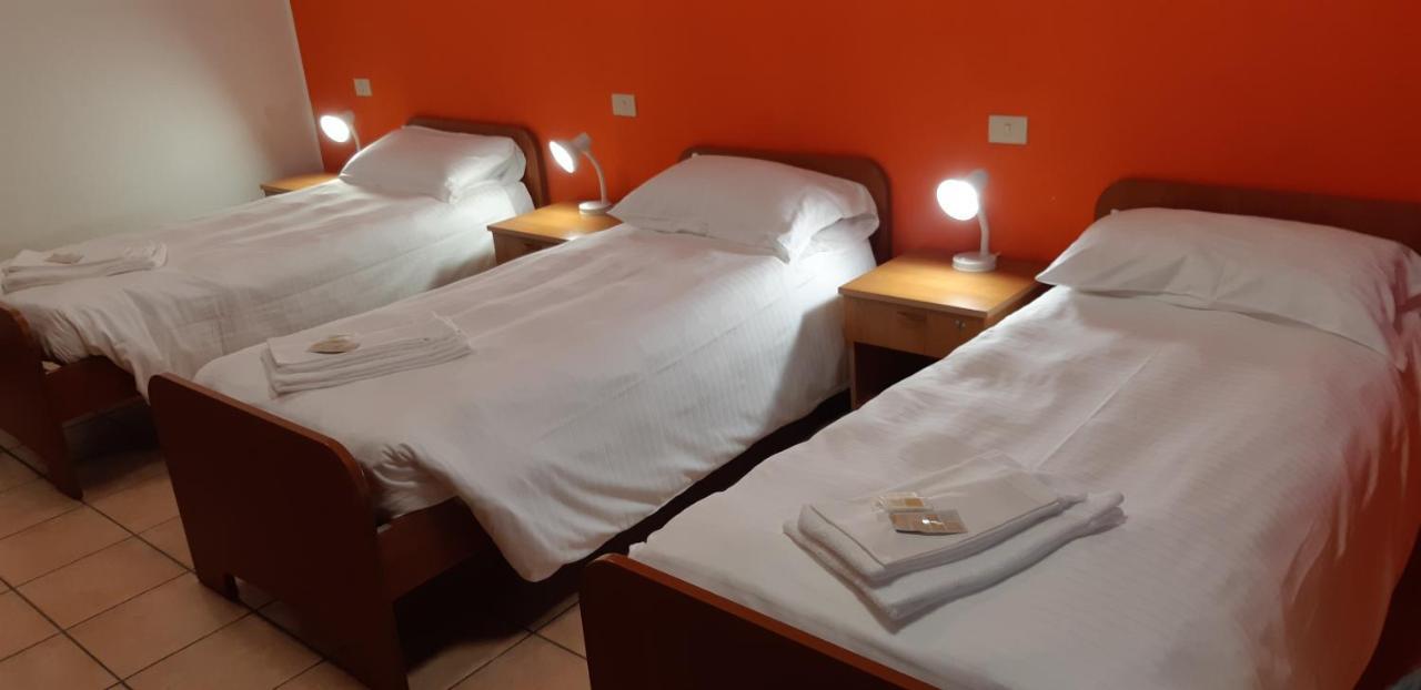 La Cordata Accommodation - Brodolini 24 Cinisello Balsamo Eksteriør bilde